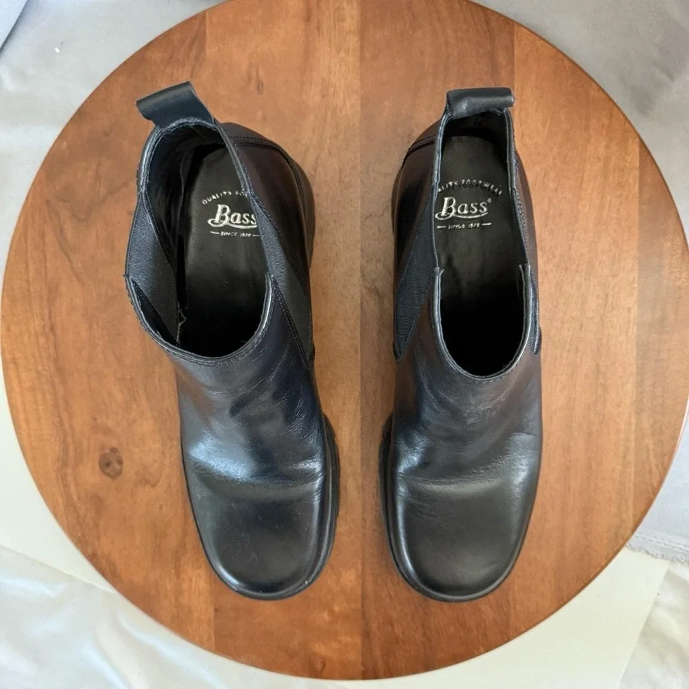 Bass Vintage Chelsea Boots Women Black Leather Lug Sole Pull On Ankle Boots 10M‎